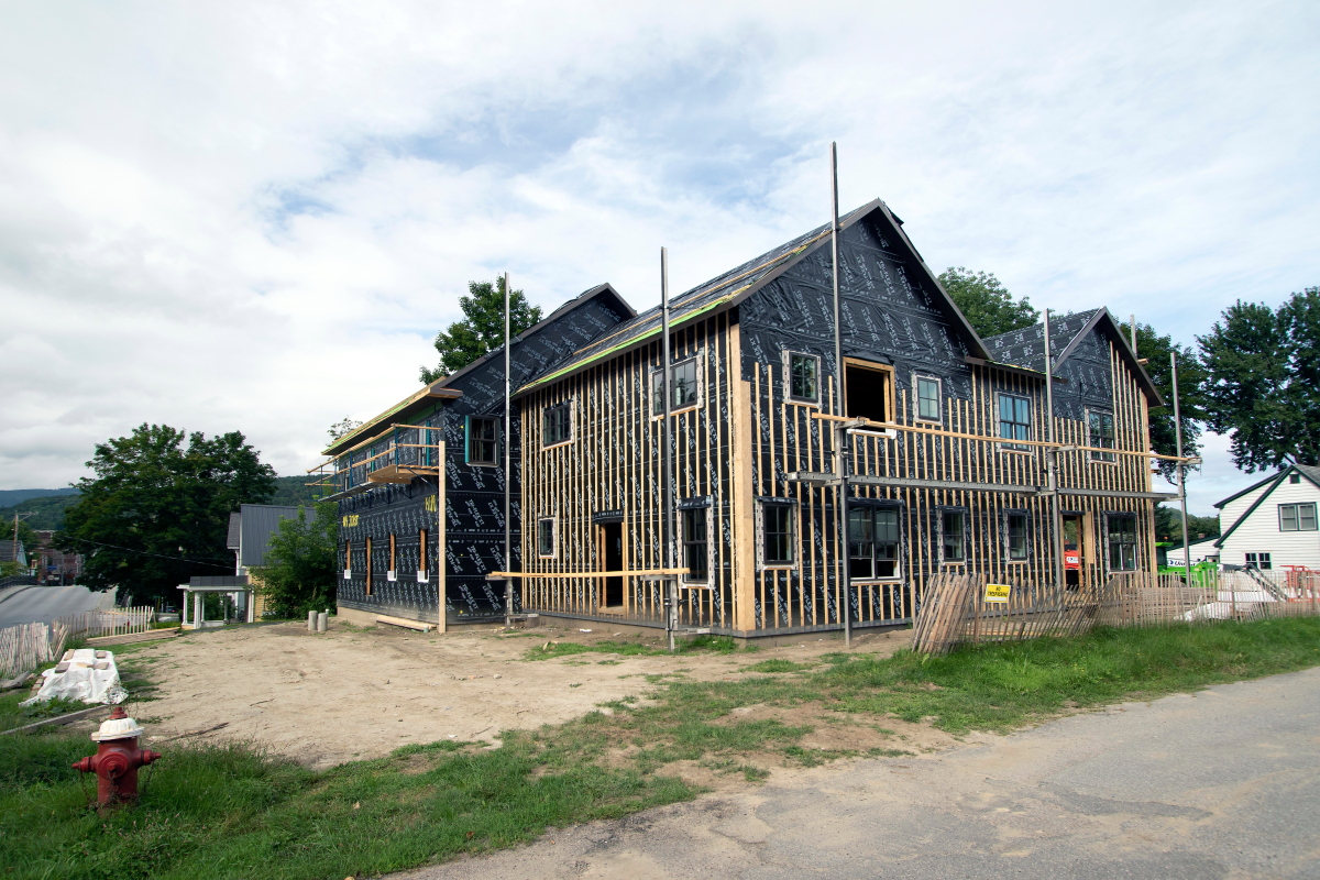 Rebuilding Stowe Street apartments